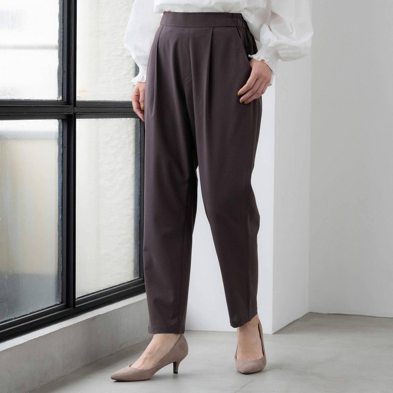 オルスタひんやりさらさらテーパードパンツ