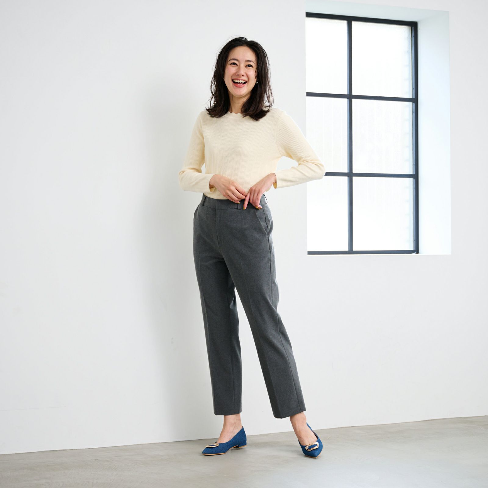 イージーケアストレートパンツ