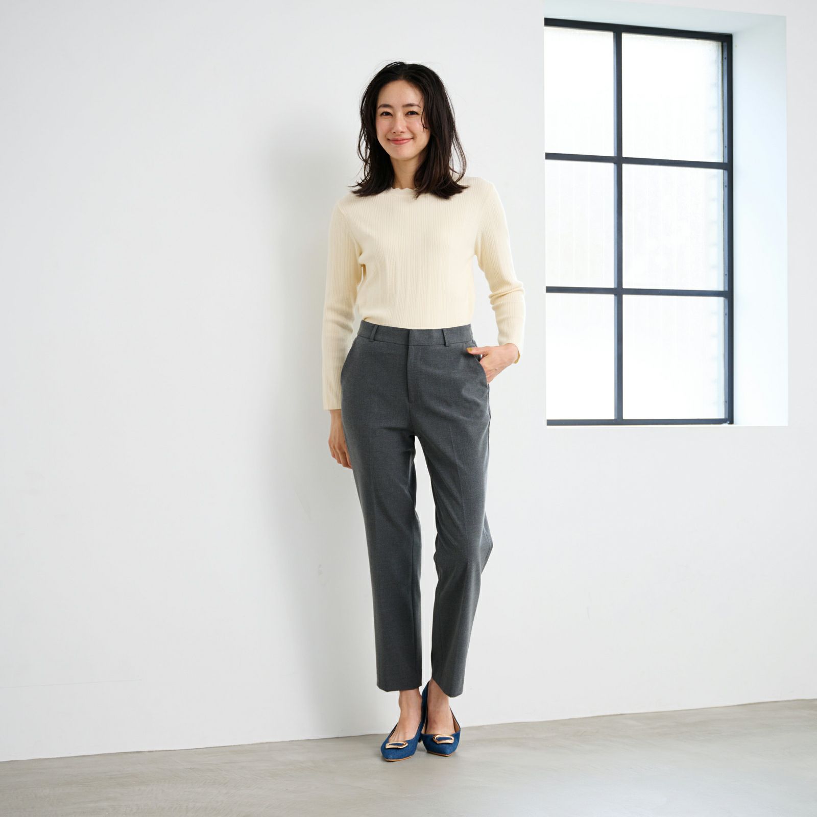 イージーケアストレートパンツ