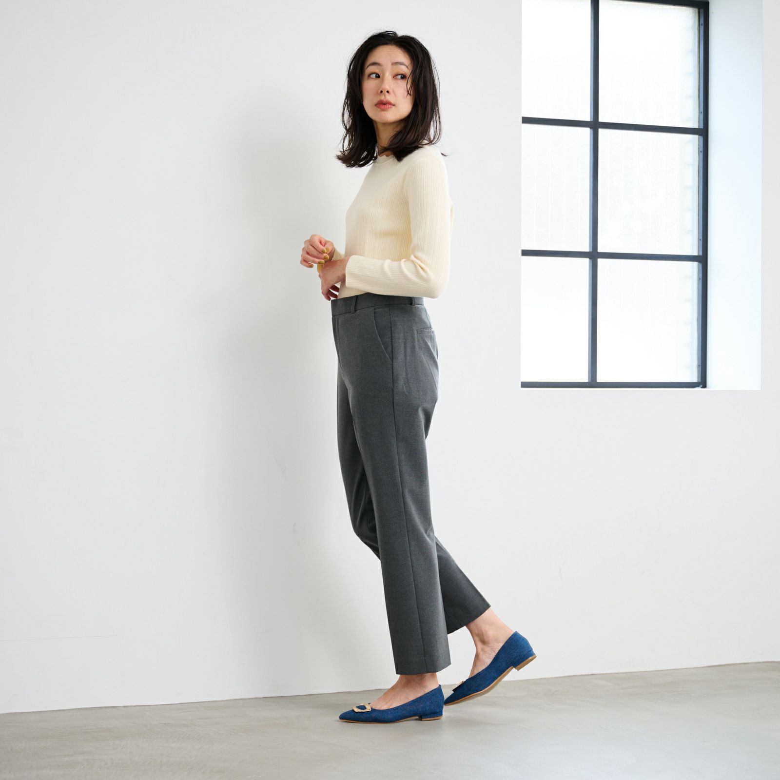 イージーケアストレートパンツ