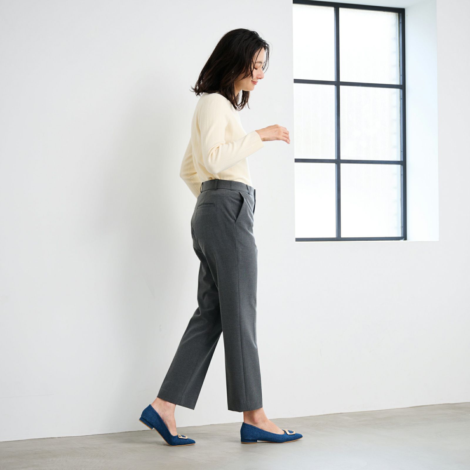 イージーケアストレートパンツ