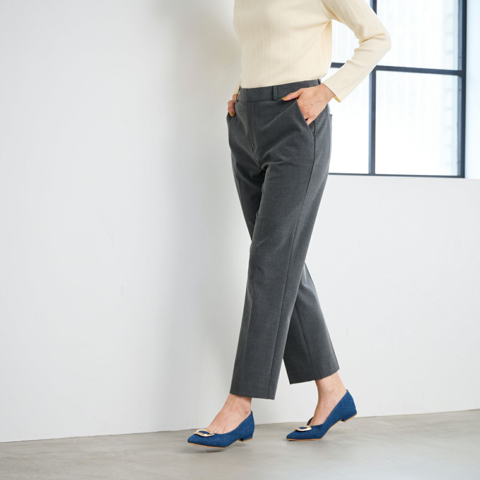 イージーケアストレートパンツ