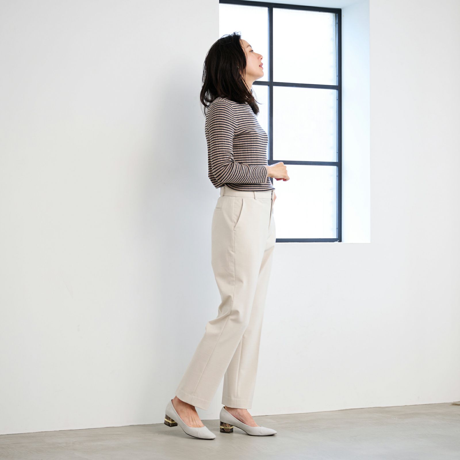 イージーケアストレートパンツ