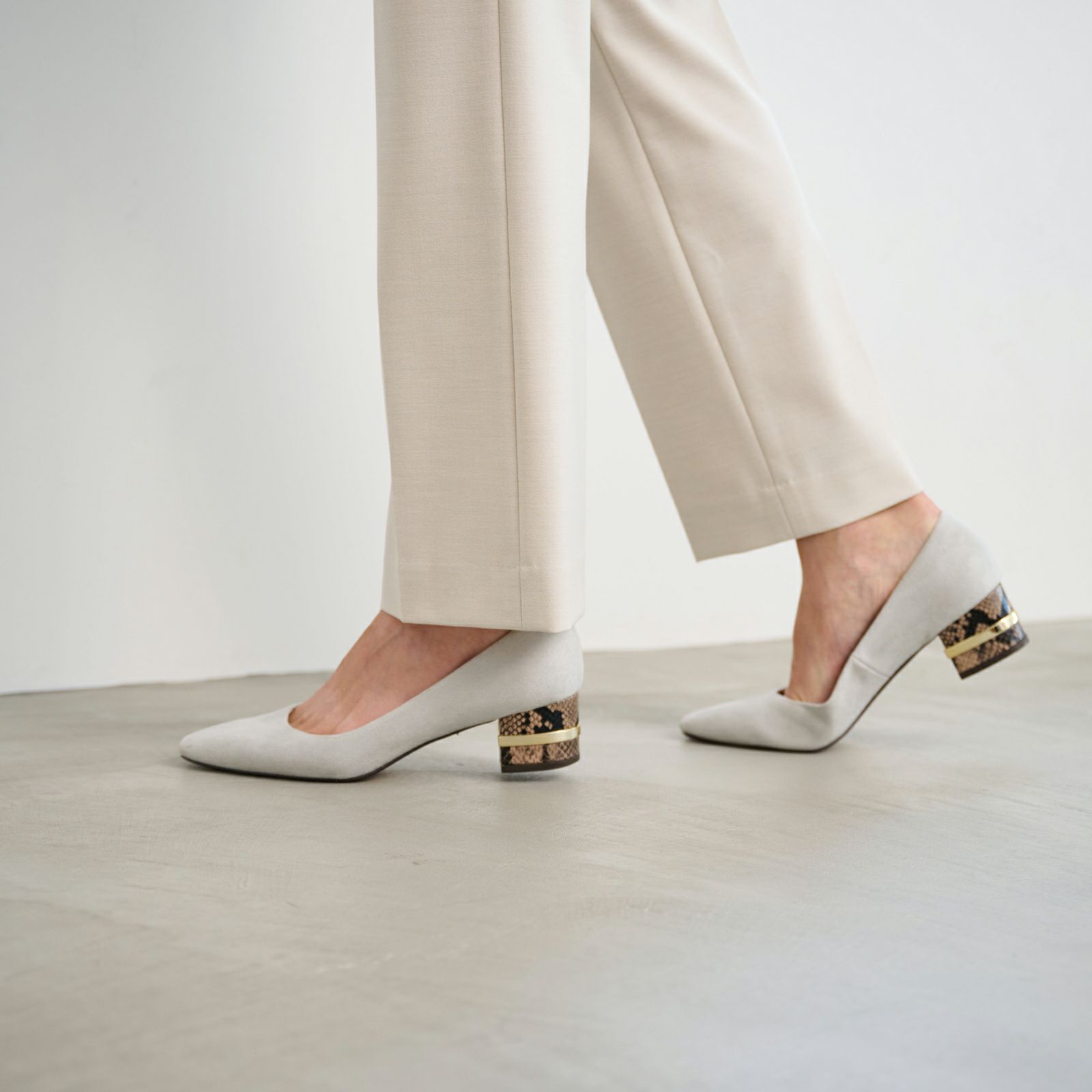 イージーケアストレートパンツ