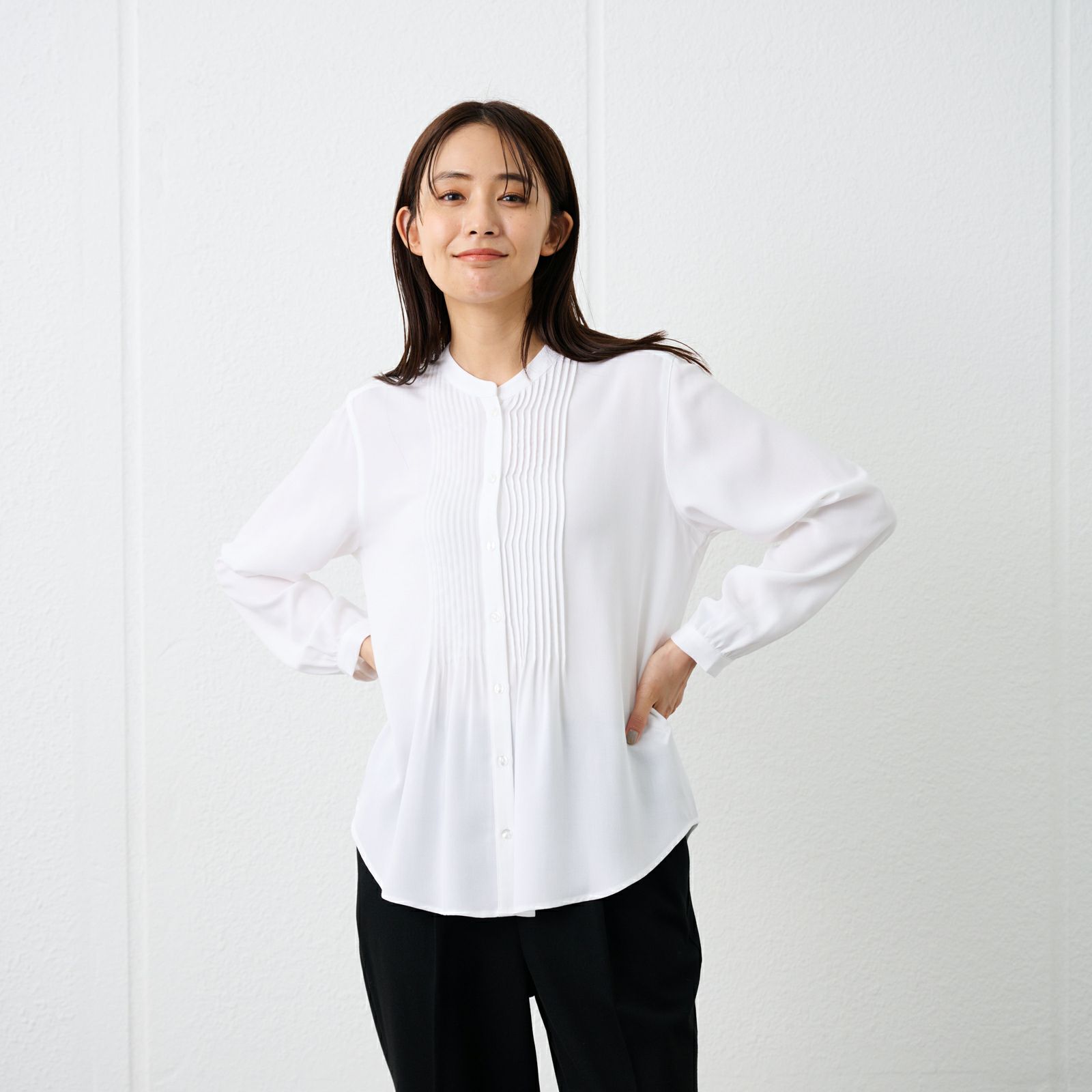 【オルスタ】イージーケアレーヨン混長袖ピンタックブラウス