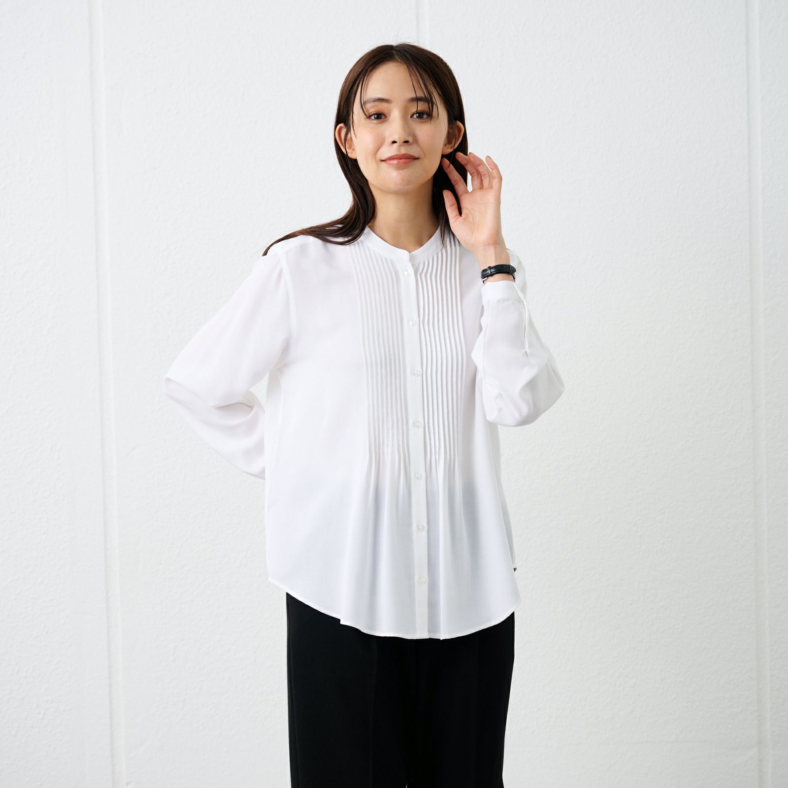 【オルスタ】イージーケアレーヨン混長袖ピンタックブラウス