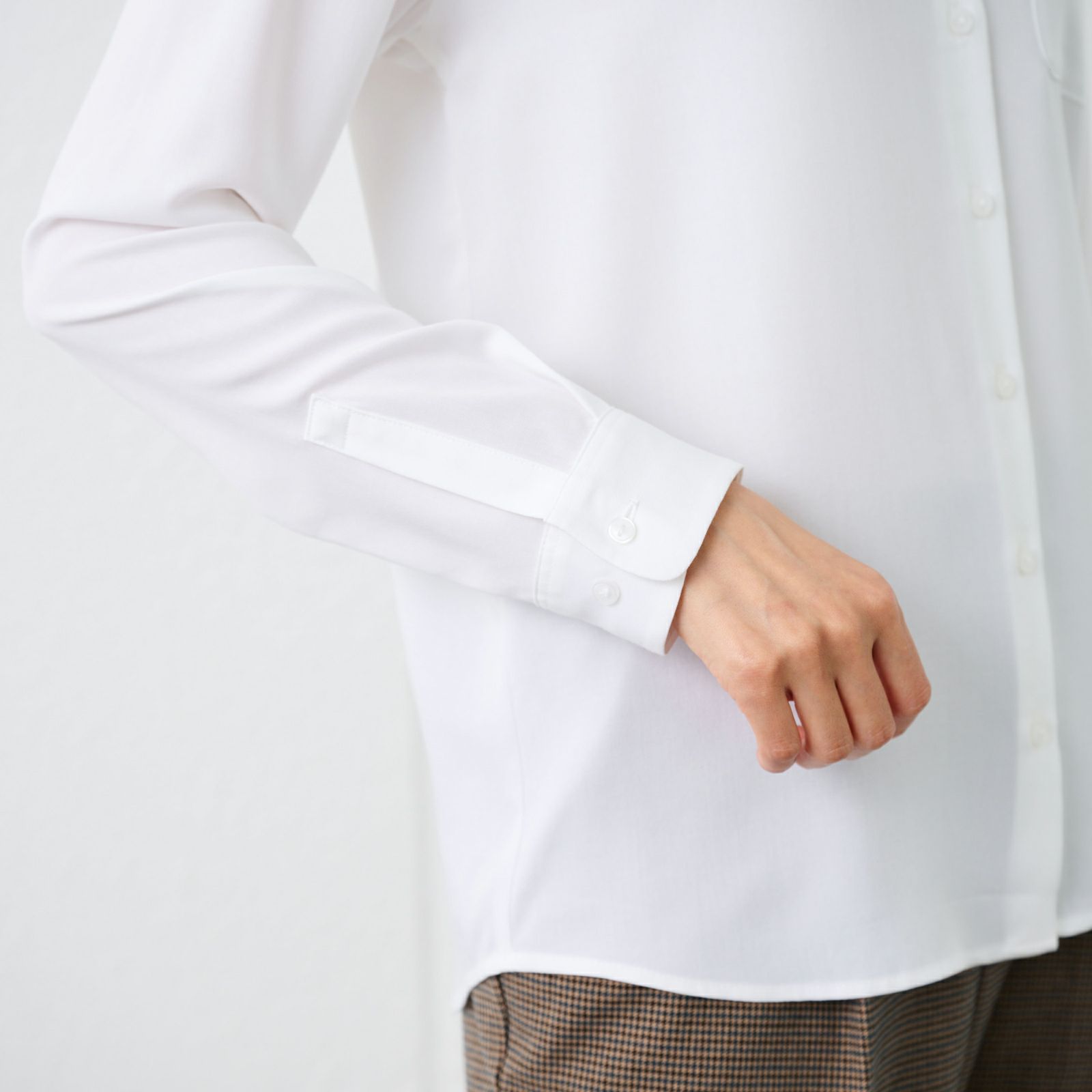 【オルスタ】イージーケアレーヨン混長袖レギュラーブラウス