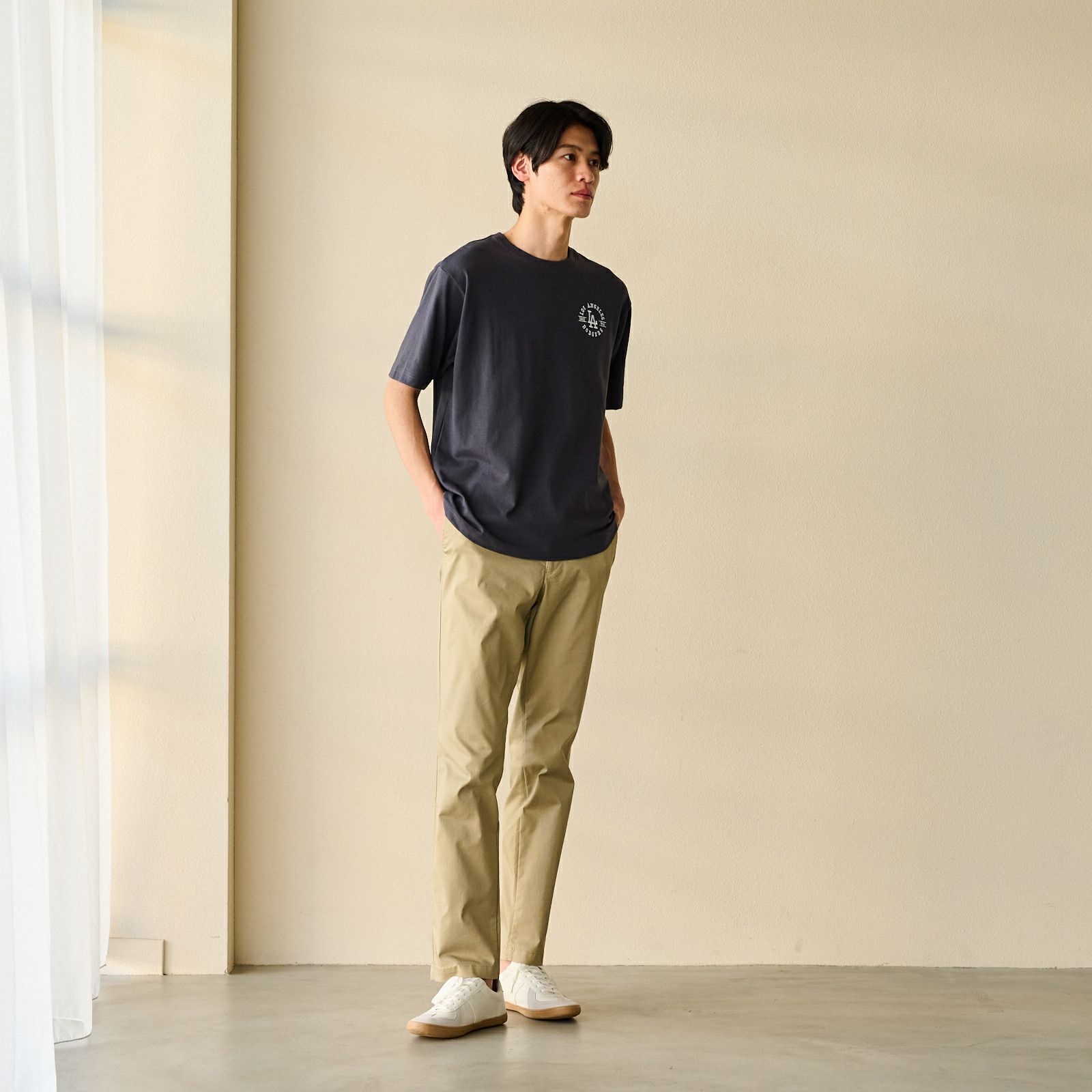 ピースフィットクール　レギュラーフィット　ストレッチチノ