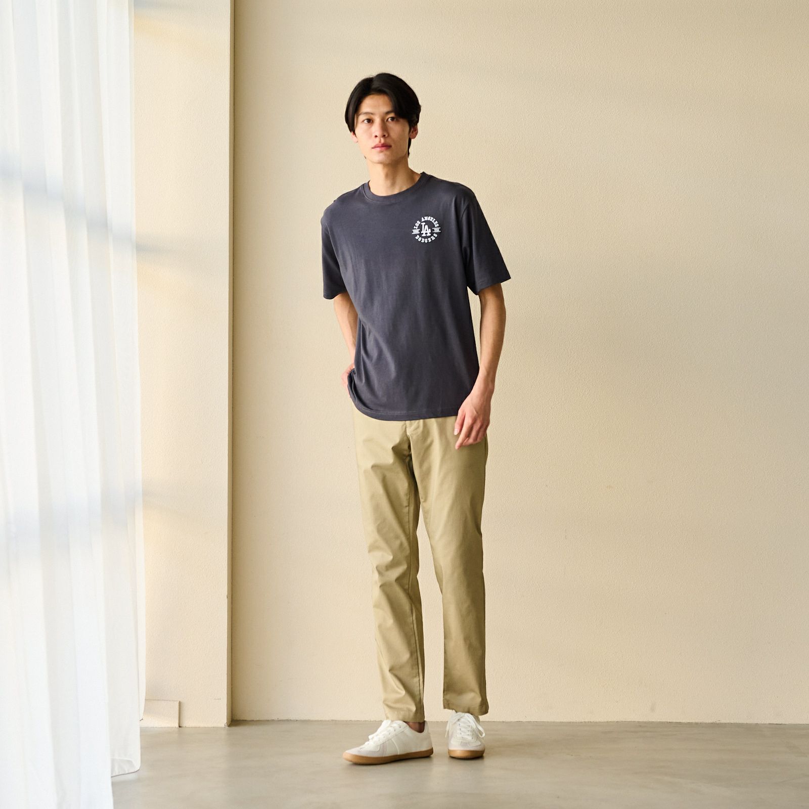 ピースフィットクール　レギュラーフィット　ストレッチチノ