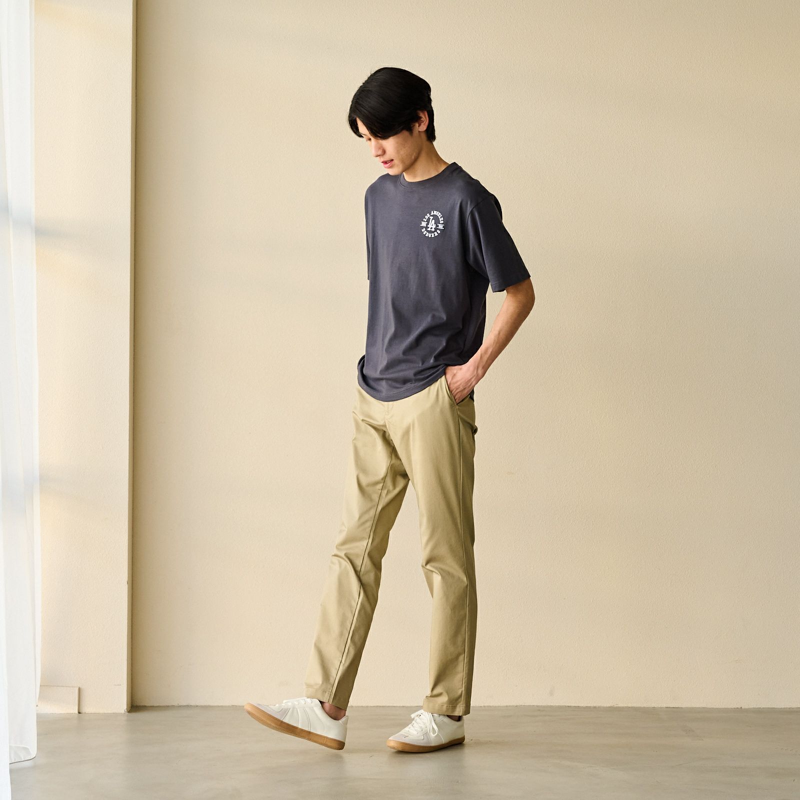 ピースフィットクール　レギュラーフィット　ストレッチチノ