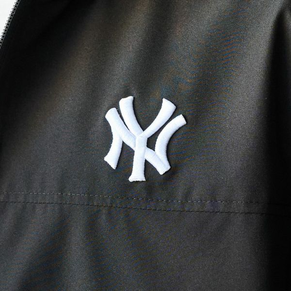 ＭＬＢマウンテンパーカ