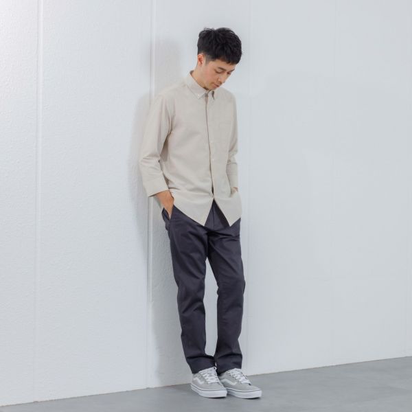 レギュラーフィット　タイセンタク　ストレッチパンツ