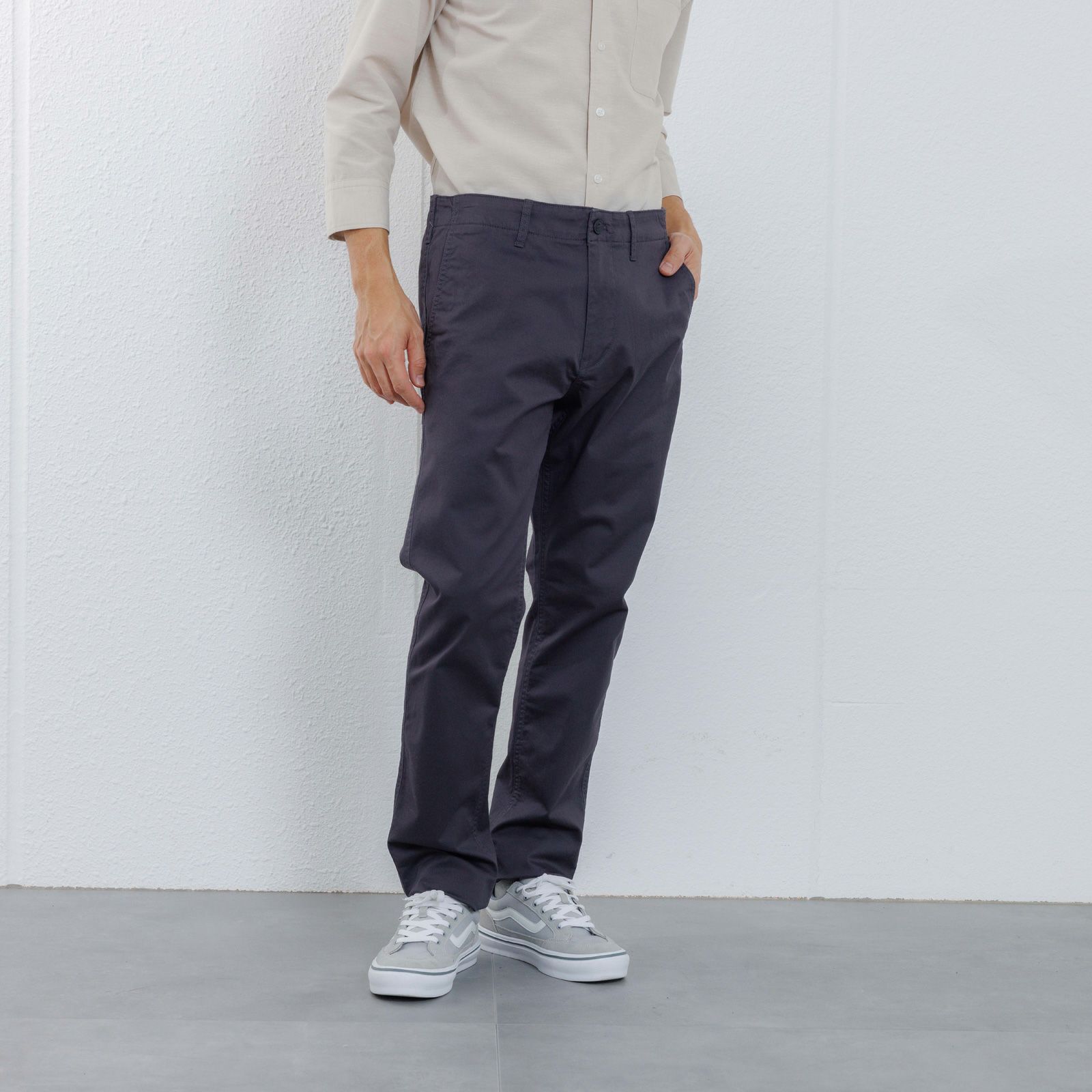 レギュラーフィット　タイセンタク　ストレッチパンツ