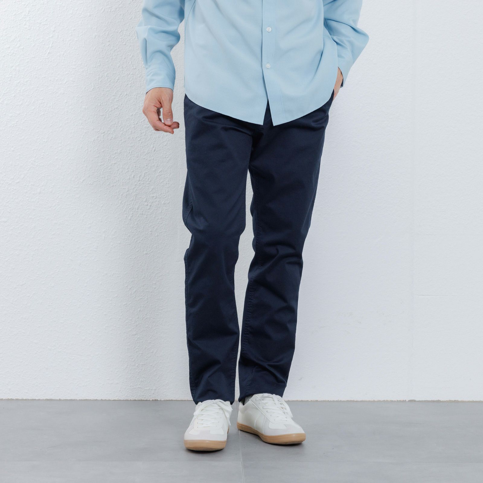 レギュラーフィット　タイセンタク　ストレッチパンツ