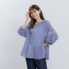 ストライプ　切替刺繍ブラウス