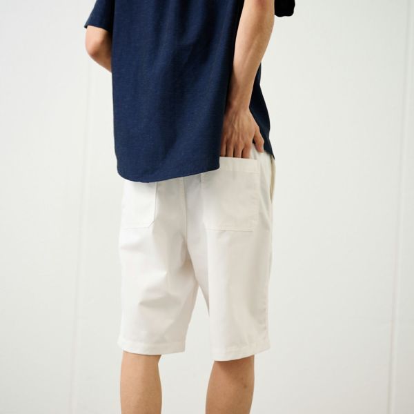 チノショートパンツ