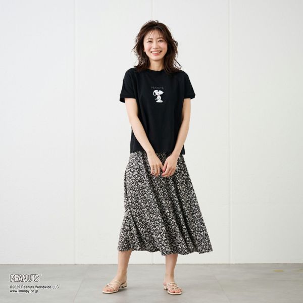 スヌーピー　プリントTシャツ（全身）