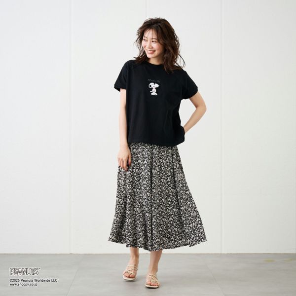 スヌーピー　プリントTシャツ（全身）