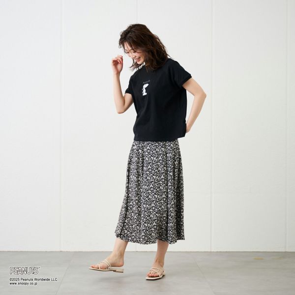 スヌーピー　プリントTシャツ（全身）