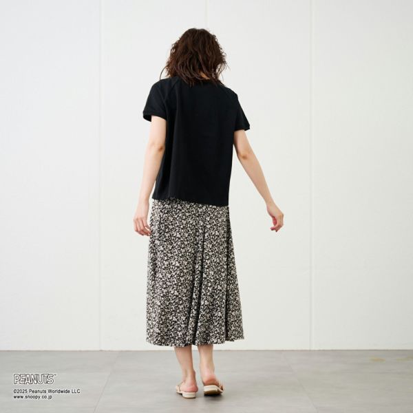 スヌーピー　プリントTシャツ（全身）