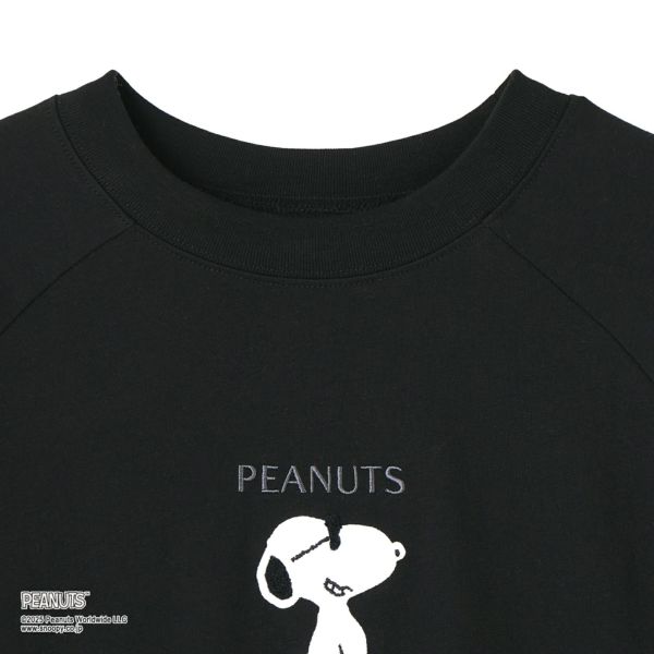 スヌーピー　プリントTシャツ（全身）