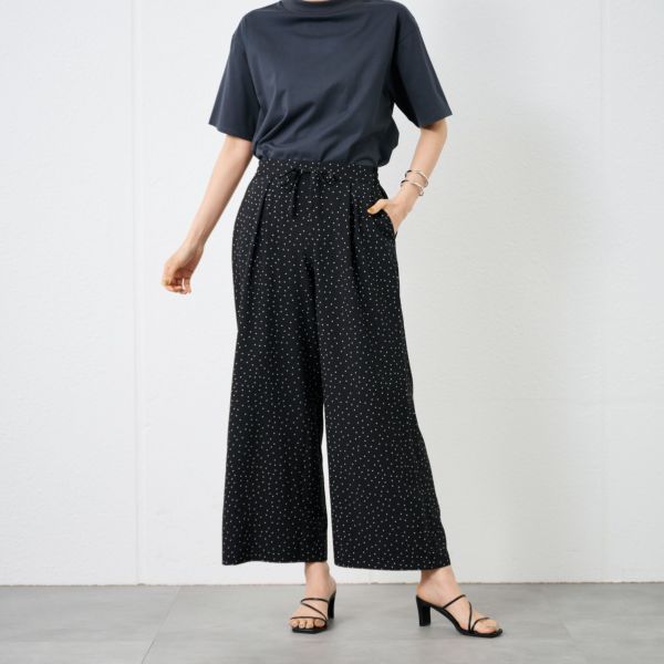 さらさらワイドパンツ