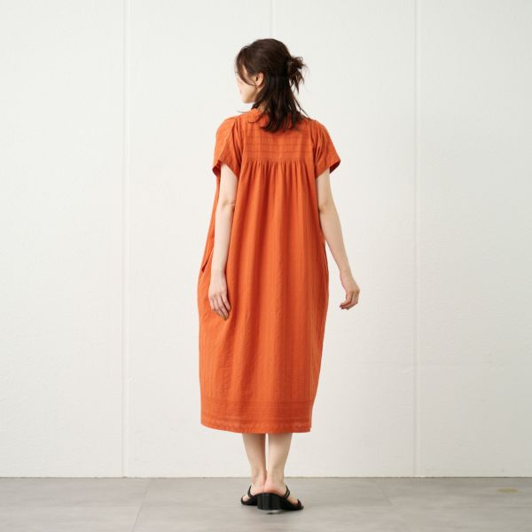 刺繍レースＡラインワンピース