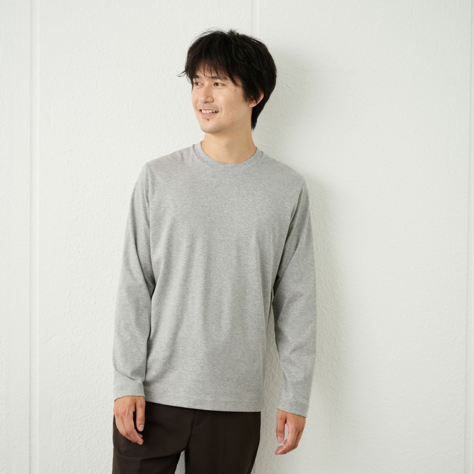 シルキータッチコットン　クルーネック長袖Tシャツ（無地）