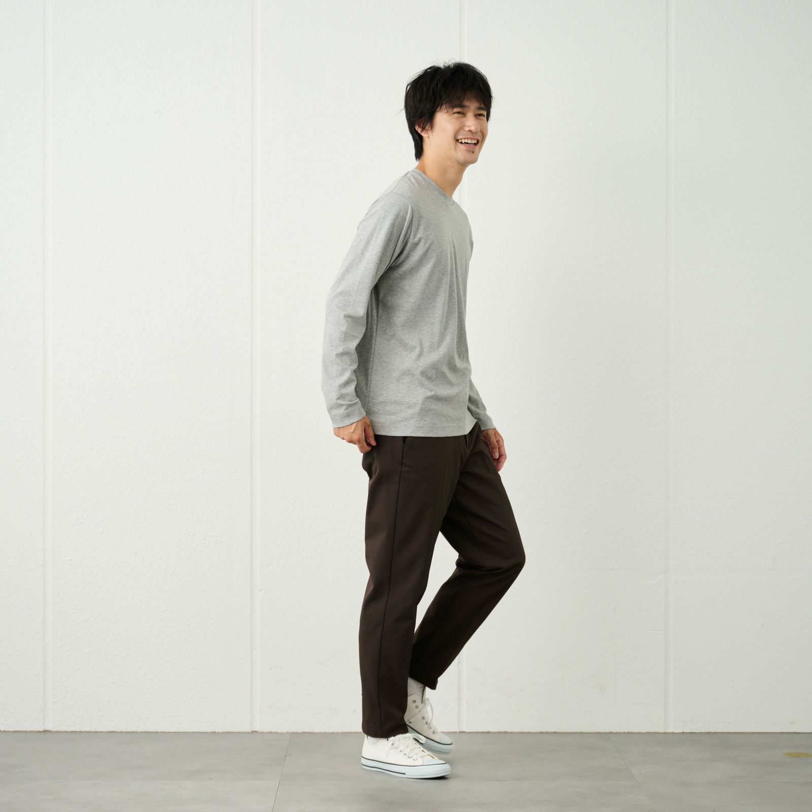 シルキータッチコットン　クルーネック長袖Tシャツ（無地）