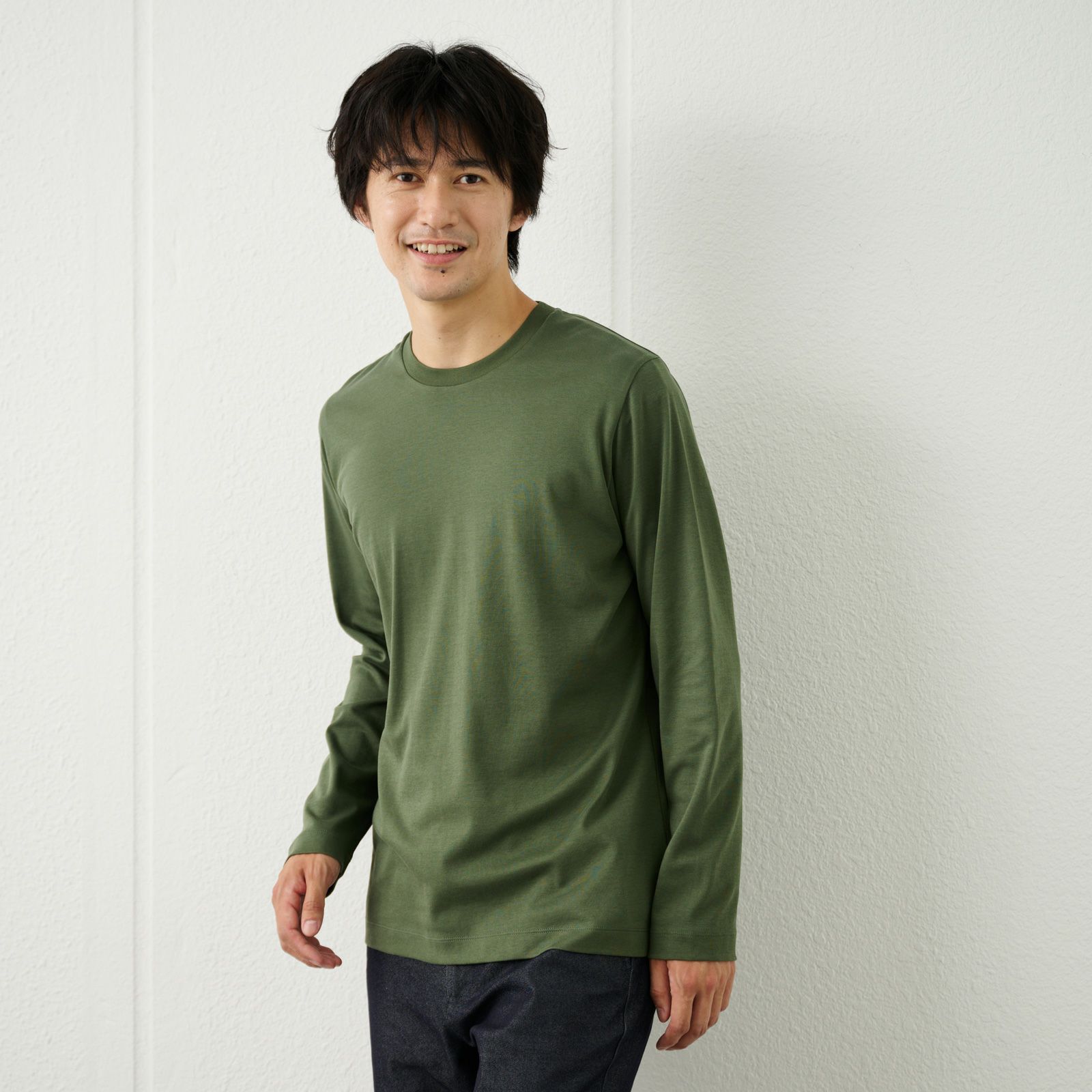 シルキータッチコットン　クルーネック長袖Tシャツ（無地）