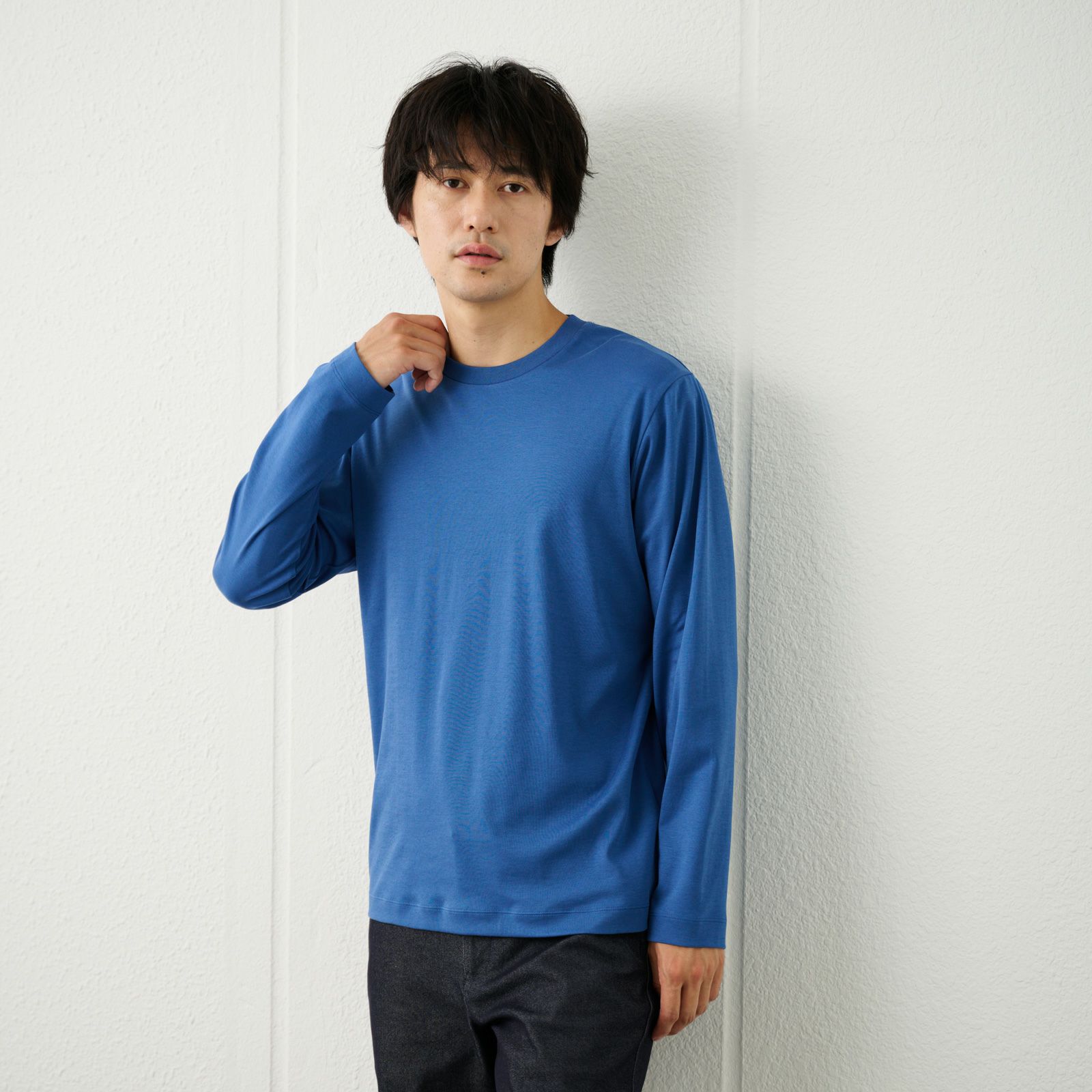 シルキータッチコットン　クルーネック長袖Tシャツ（無地）
