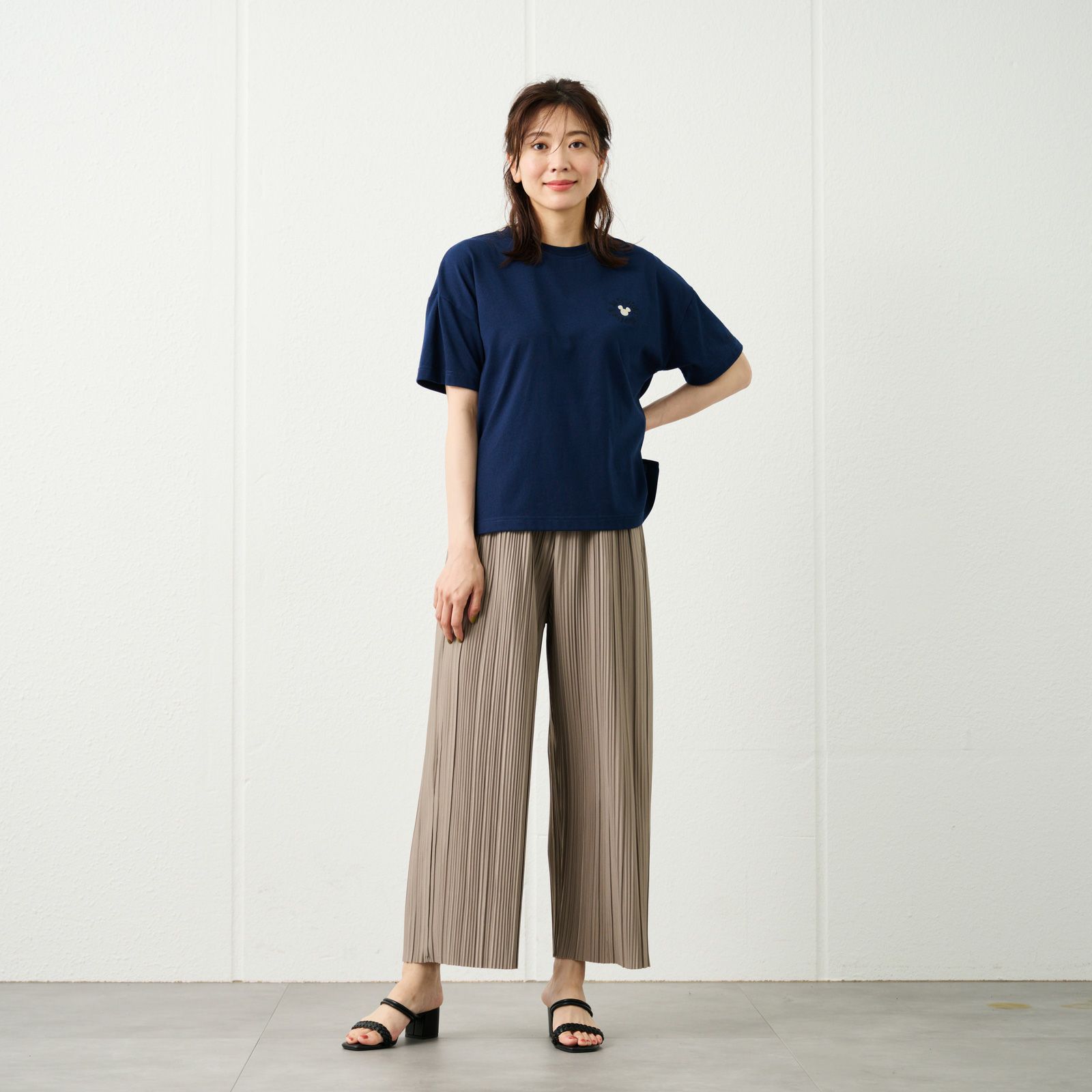 裏地付きプリーツイージーパンツ