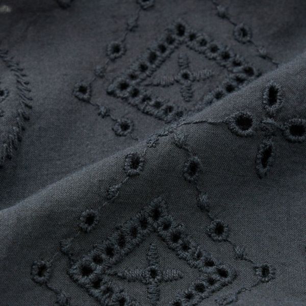 刺繍切替ギャザーブラウス