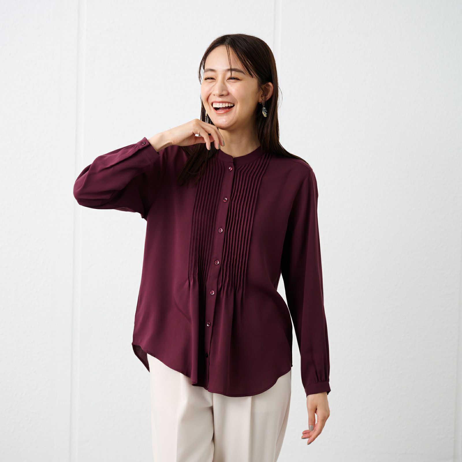 【オルスタ】イージーケア長袖ピンタックブラウス