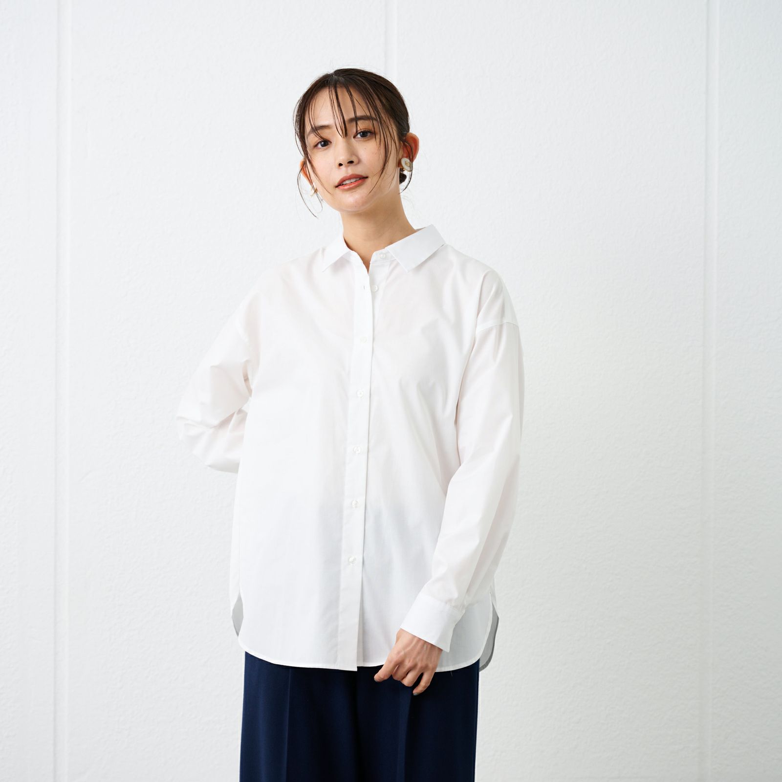 【てまラク】　綿混長袖レギュラーシャツ