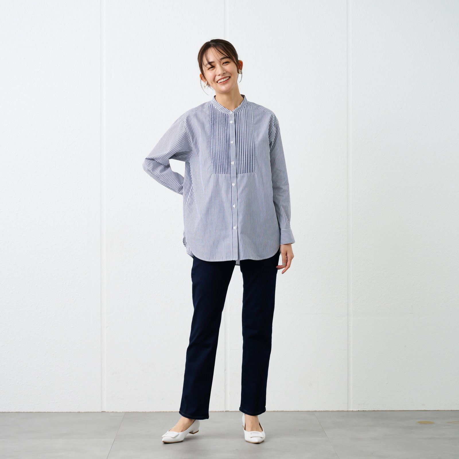 【てまラク】　綿混長袖バンドカラーミドルシャツ