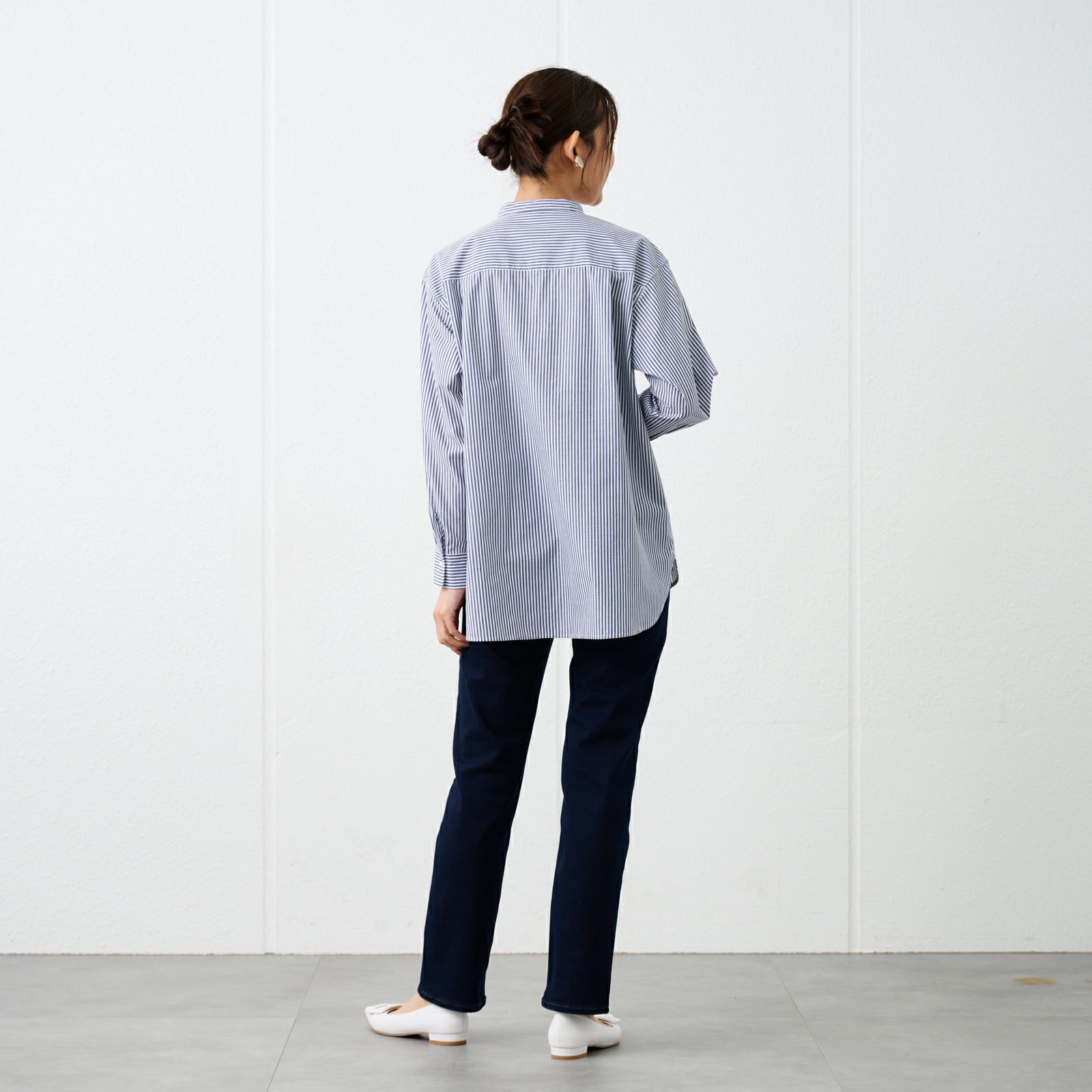 【てまラク】　綿混長袖バンドカラーミドルシャツ