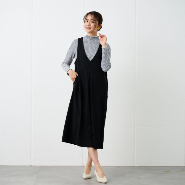 シャーリングネック長袖Tシャツ