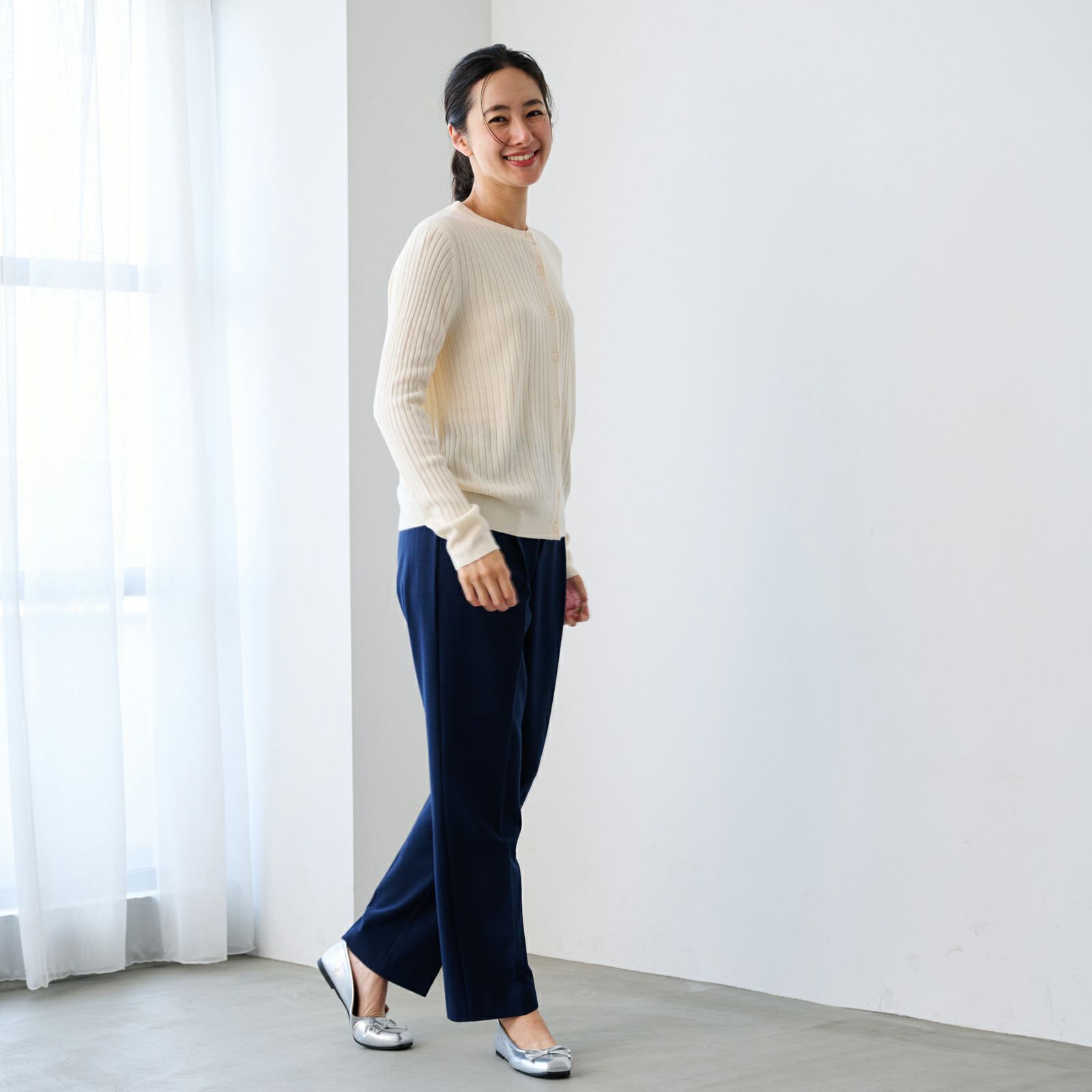 洗える・保温　シフォンタッチ　クルーネックカーディガン