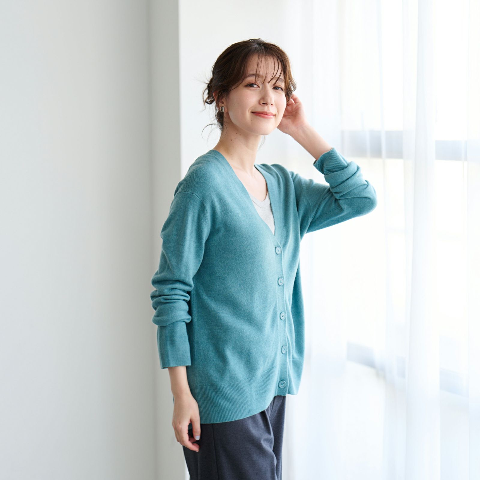 洗える・保温　シフォンタッチ　Vネックカーディガン