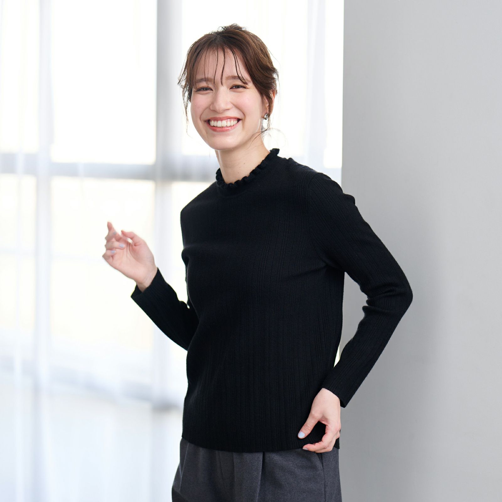 洗える・保温　マシュマロタッチ　フリルネックプルオーバー