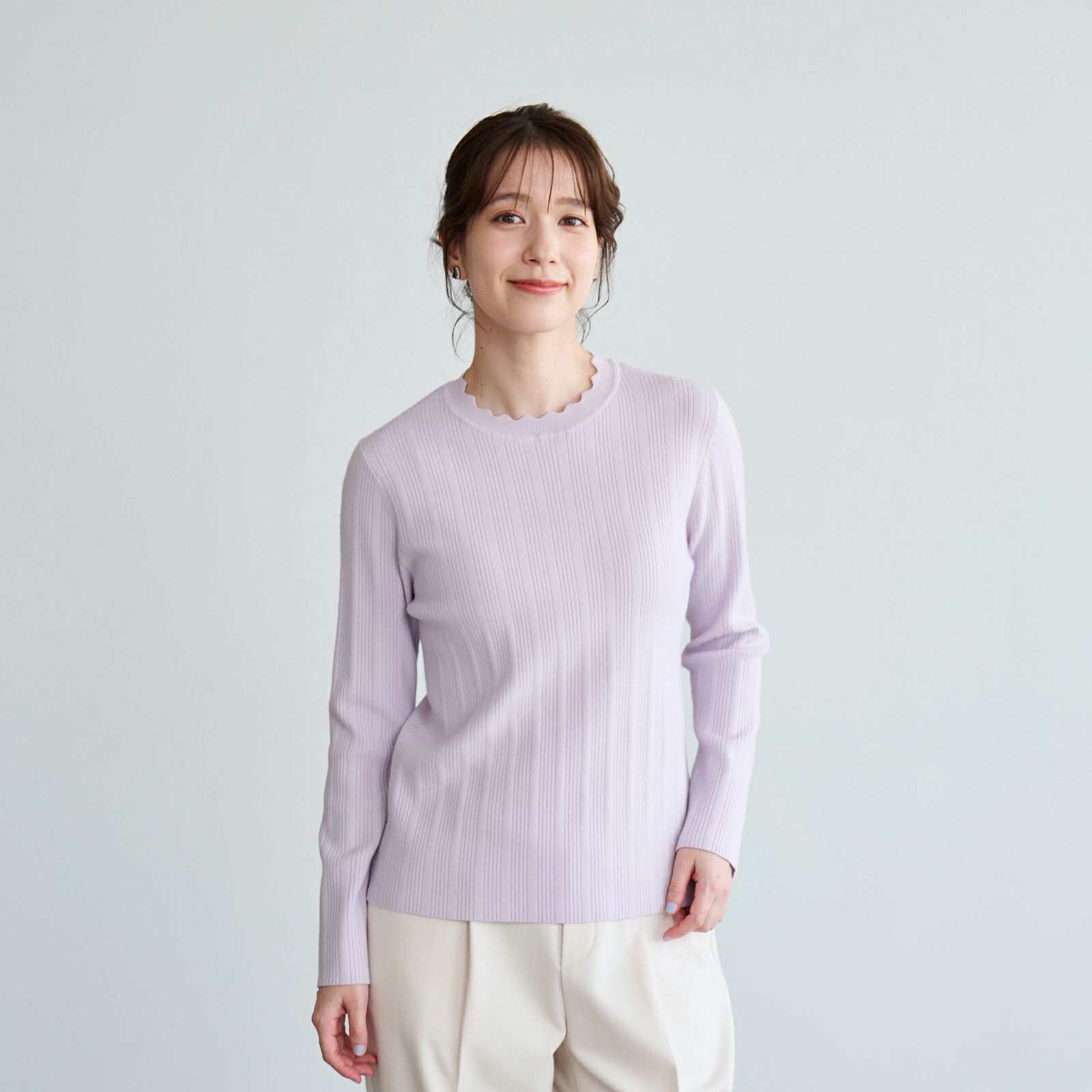 洗える・保温　マシュマロタッチスカラップネックプルオーバー