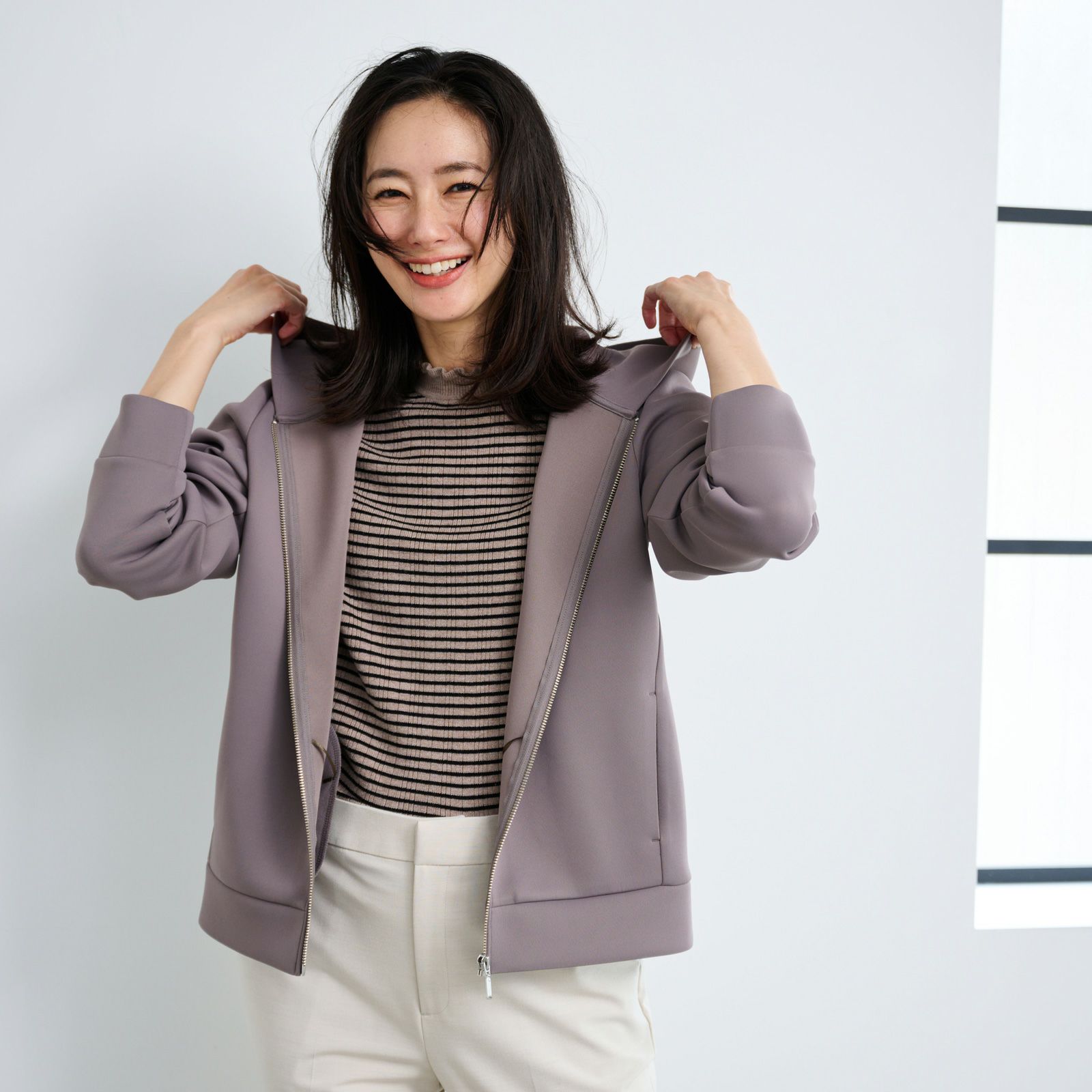 エアリースウェット　フルジップパーカ