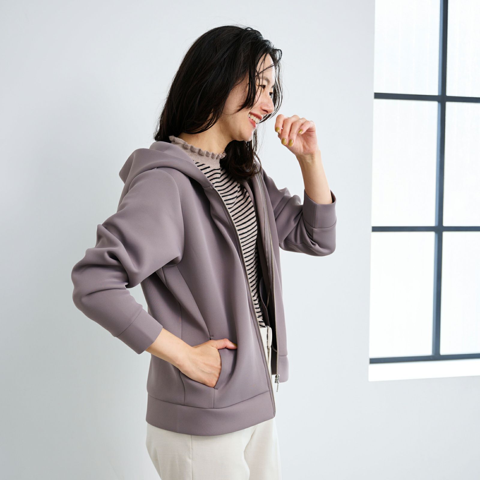 エアリースウェット　フルジップパーカ