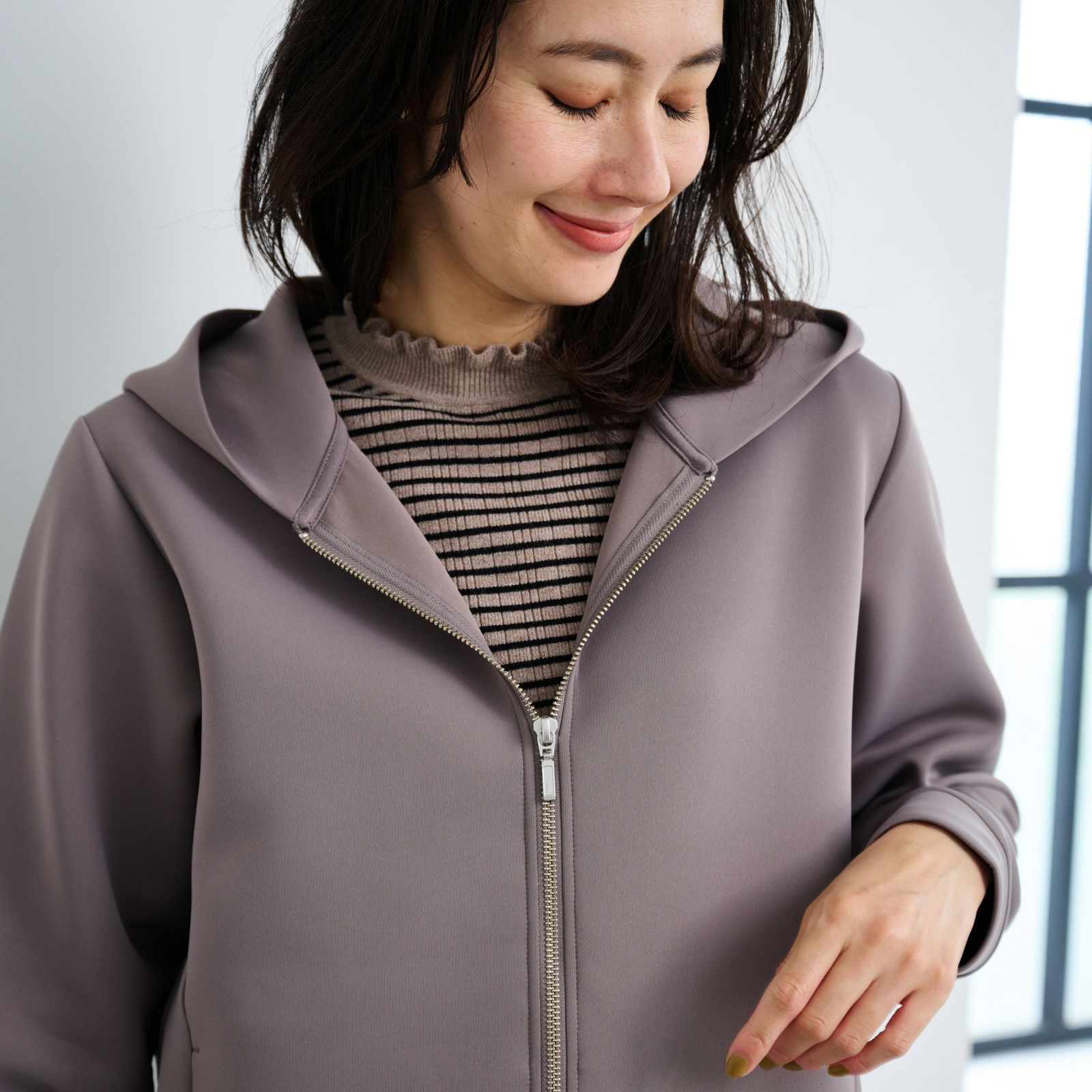 エアリースウェット　フルジップパーカ