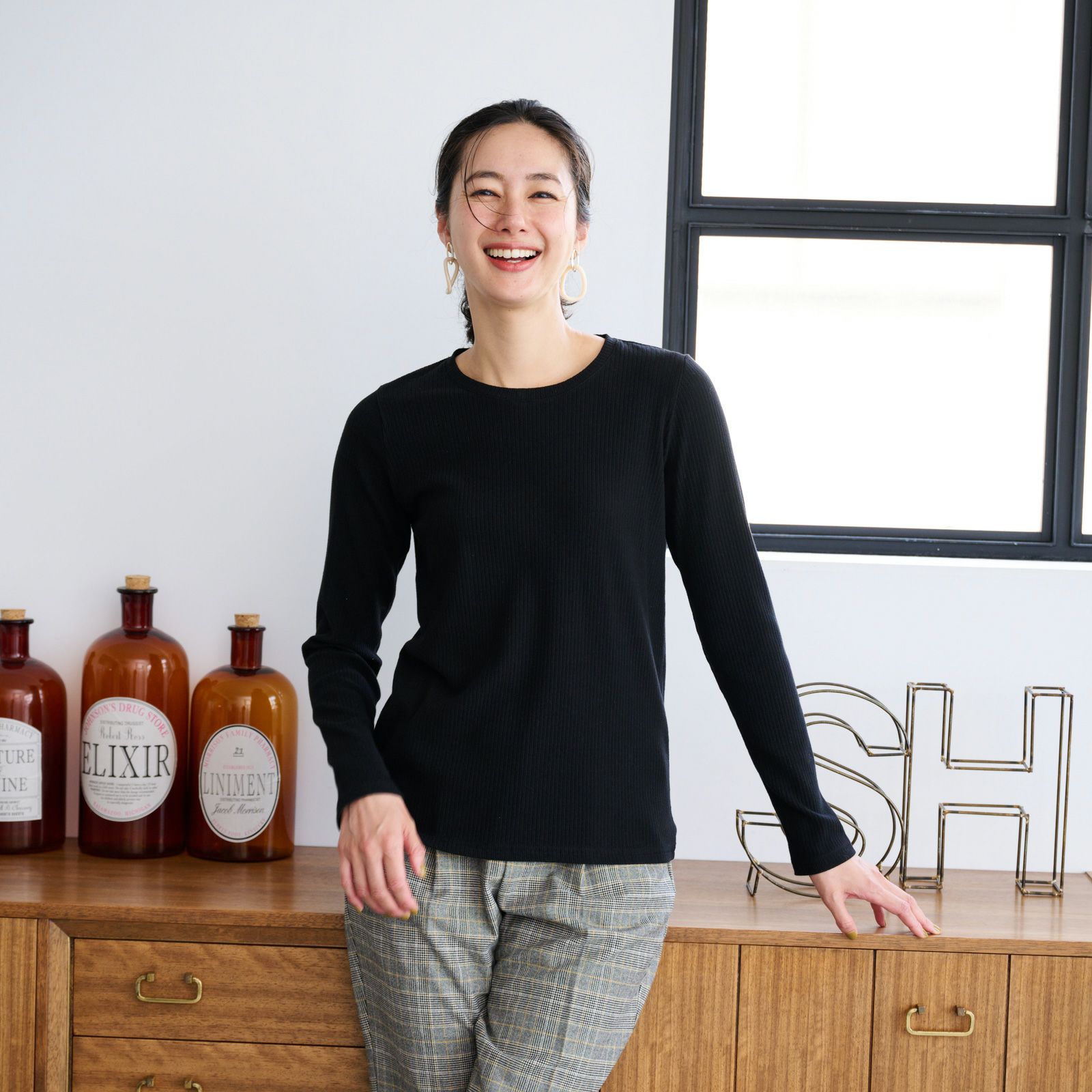 ピースフィットウォーム　うるおい加工クルーネック長袖Tシャツ