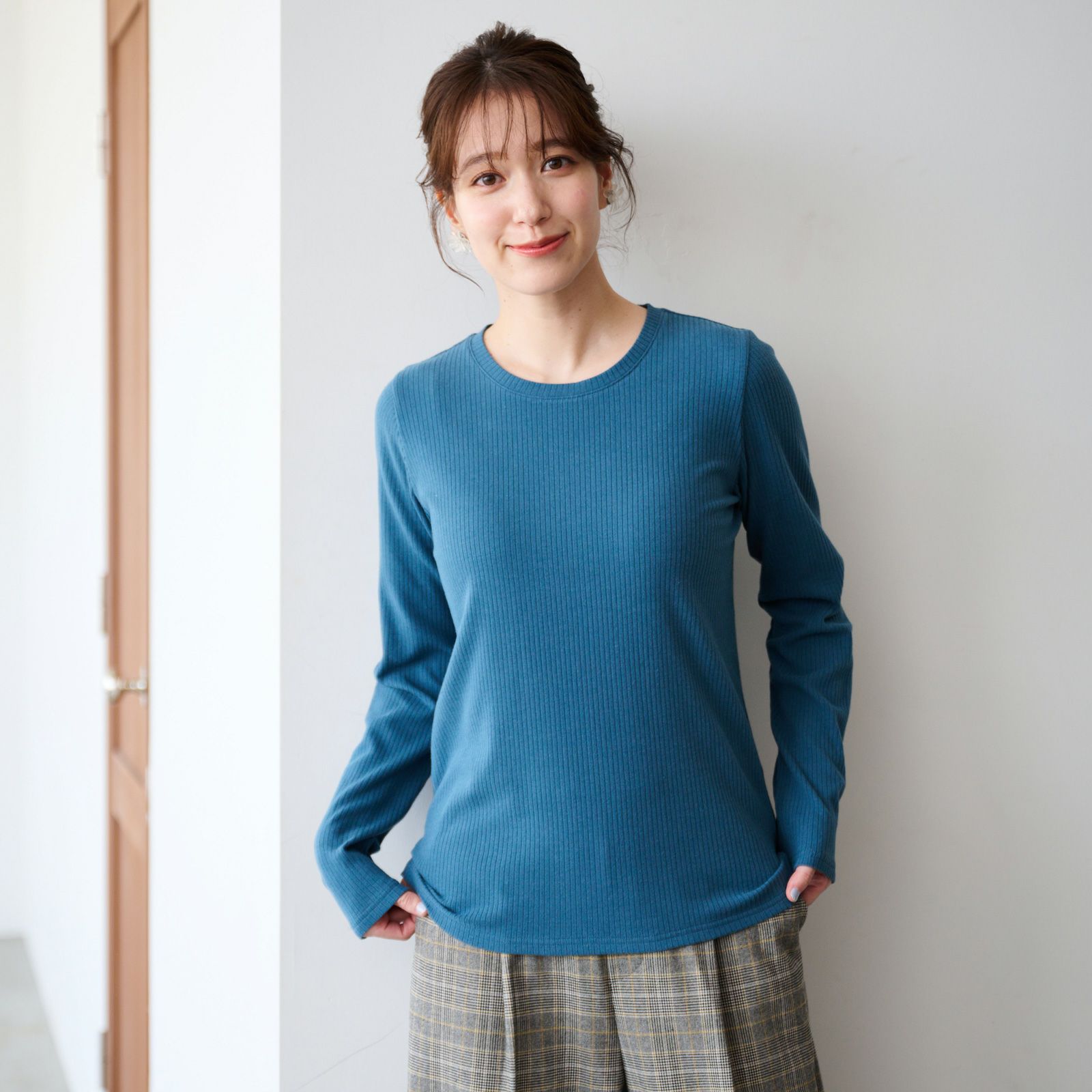 ピースフィットウォーム　うるおい加工クルーネック長袖Tシャツ