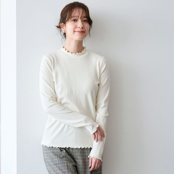 ピースフィットウォーム　うるおい加工ハイネック長袖Tシャツ