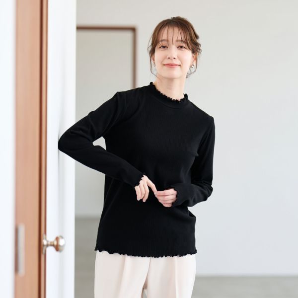 ピースフィットウォーム　うるおい加工ハイネック長袖Tシャツ