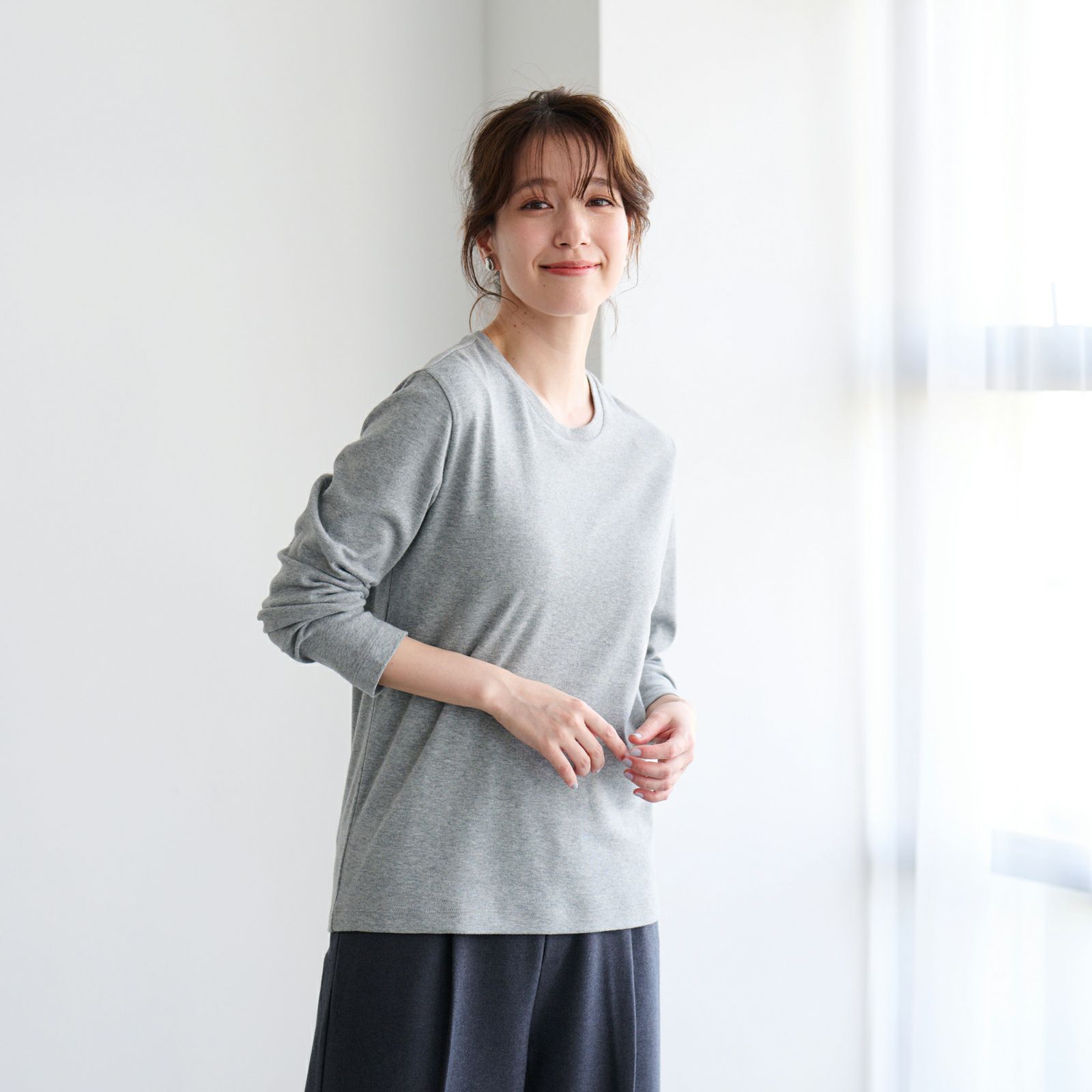 コットン１００起毛　クルーネック長袖Tシャツ